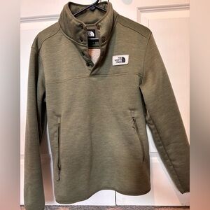 The North Face Pull Over